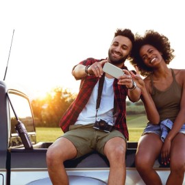 Uniden Pro Series 40-Channel Handheld CB Radio with Magnet-Mount Antenna, Black